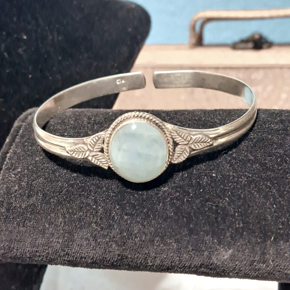 Blue Larimer stone 925 adjustable cuff bracelet EXCELLENT CONDITION